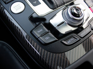 2012Coupe 4.2FSI quattro п؅^