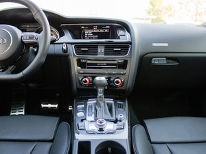 2012Coupe 4.2FSI quattro п_