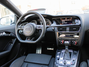 2012Coupe 4.2FSI quattro п؅^