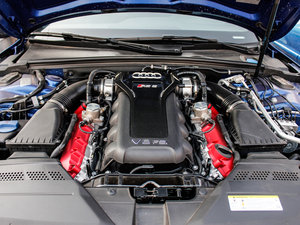 2012Coupe 4.2FSI quattro 