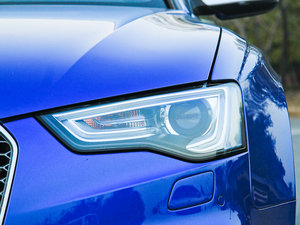 2012Coupe 4.2FSI quattro 