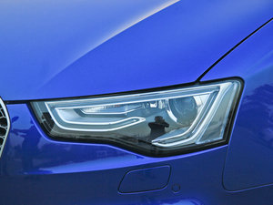 2012Coupe 4.2FSI quattro ^