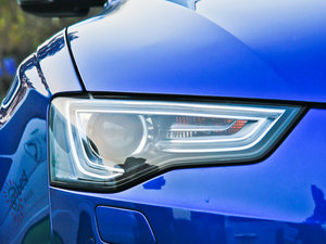 2012Coupe 4.2FSI quattro ^