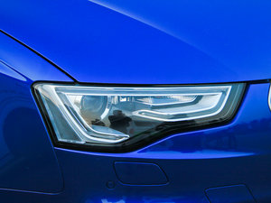 2012Coupe 4.2FSI quattro ^