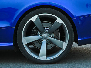 2012Coupe 4.2FSI quattro ^