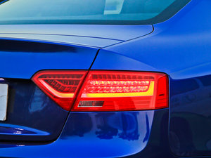 2012Coupe 4.2FSI quattro ^