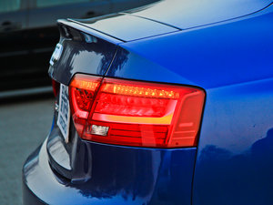 2012Coupe 4.2FSI quattro ^