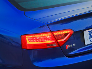 2012Coupe 4.2FSI quattro ^