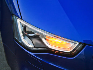 2012Coupe 4.2FSI quattro ^