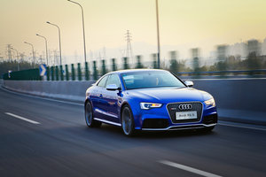 2012Coupe 4.2FSI quattro w^