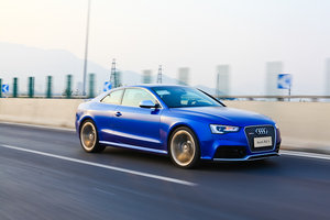 2012Coupe 4.2FSI quattro w^