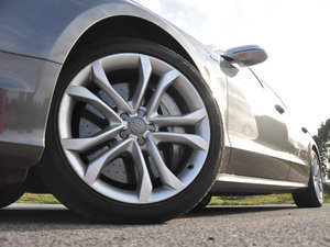 2013V8 TFSI (x)(ji)^