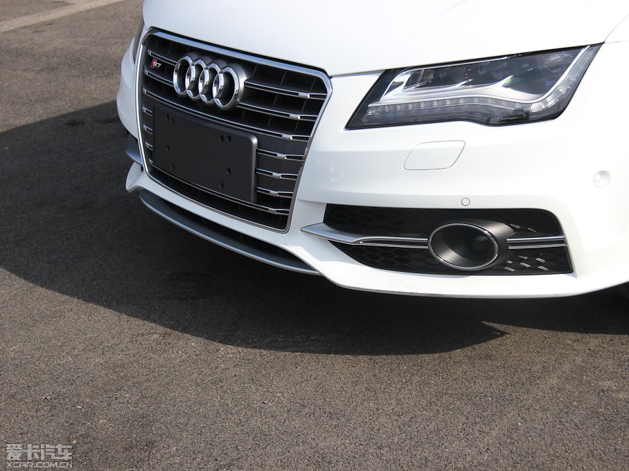 2013?yun)WS7 4.0T TFSI quattro