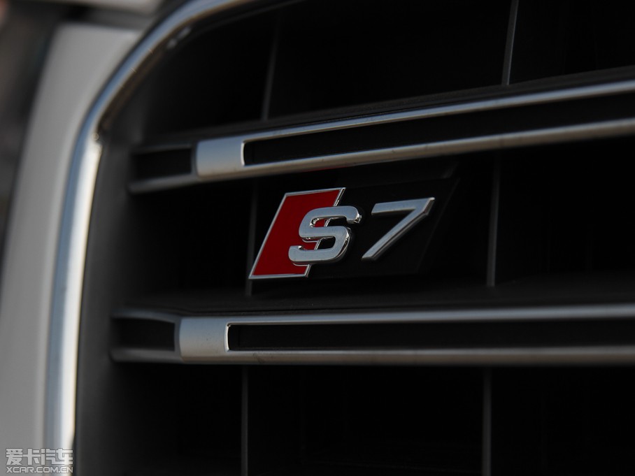 2013WS7 4.0T TFSI quattro