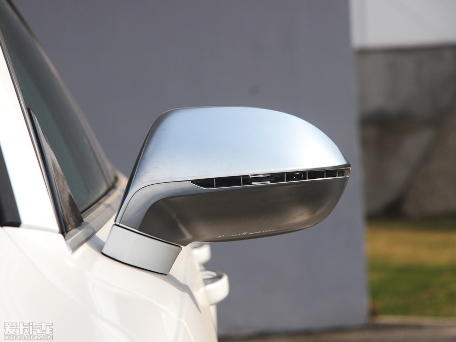 2013?yun)WS7 4.0T TFSI quattro