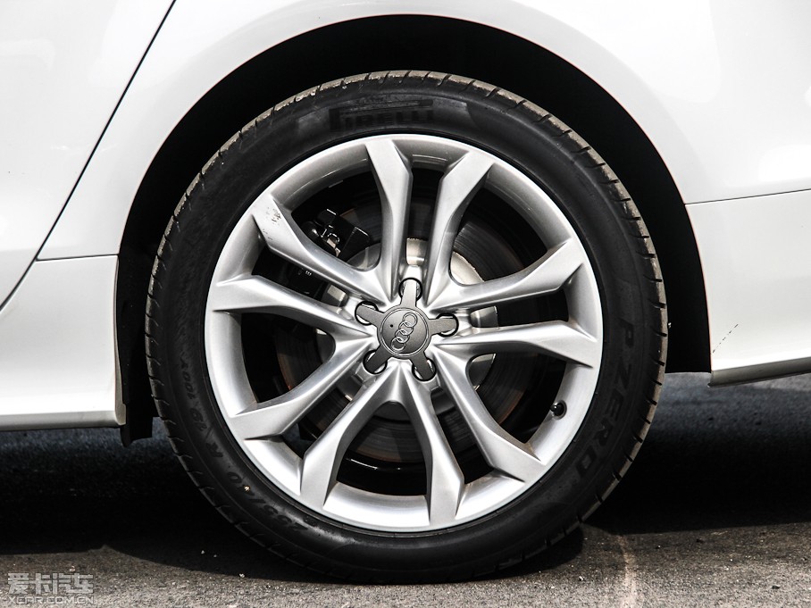 2013WS7 4.0T TFSI quattro