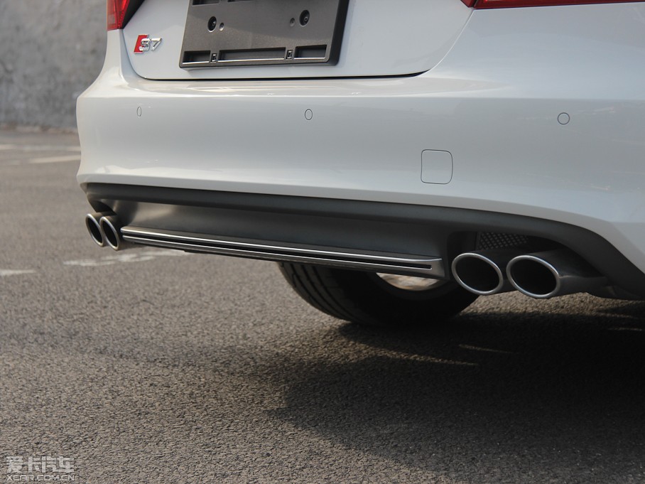 2013WS7 4.0T TFSI quattro