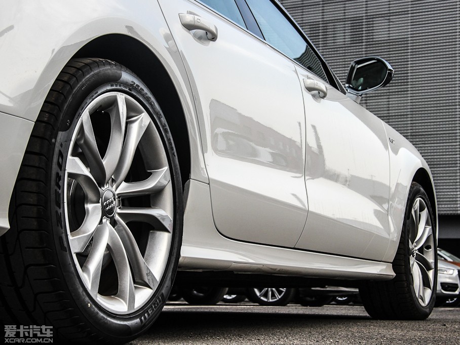 2013WS7 4.0T TFSI quattro