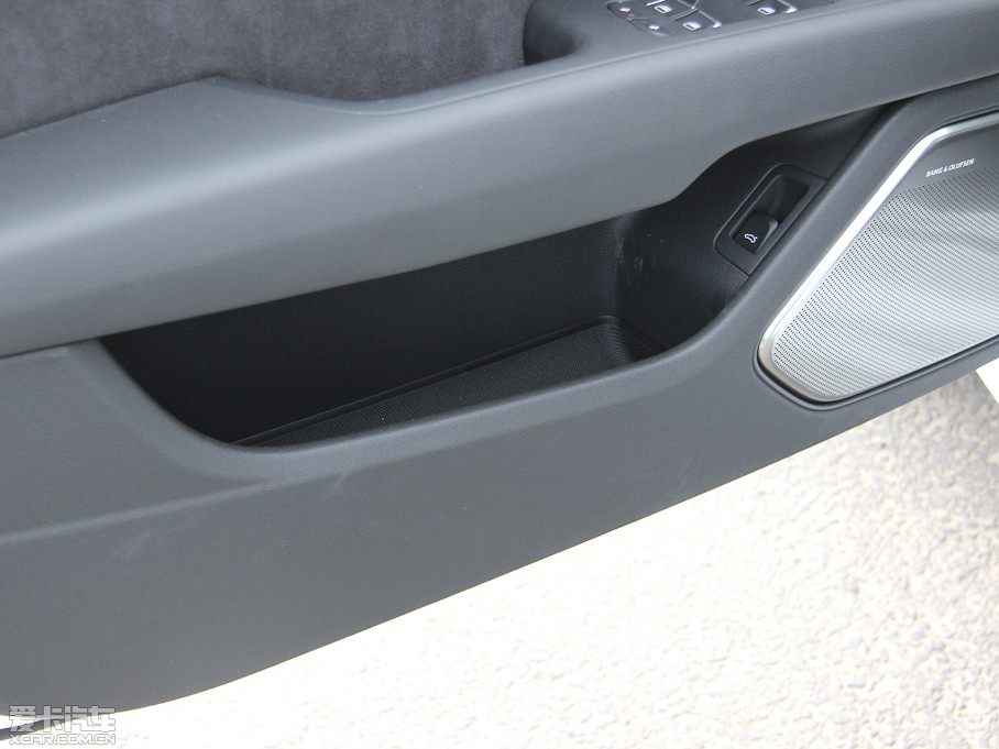 2013?yun)WS7 4.0T TFSI quattro