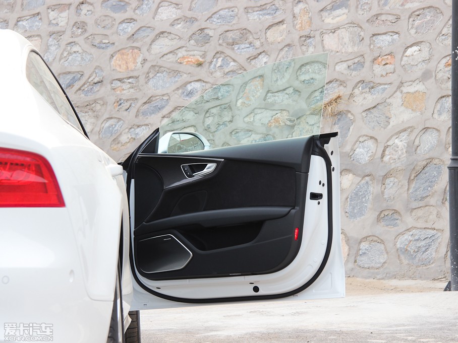 2013WS7 4.0T TFSI quattro