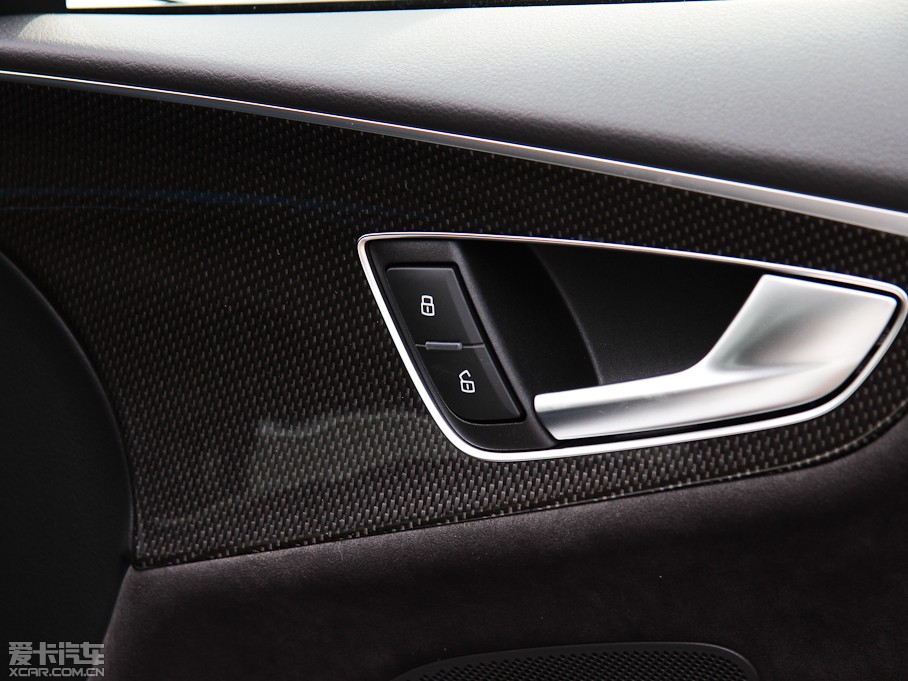 2013?yun)WS7 4.0T TFSI quattro