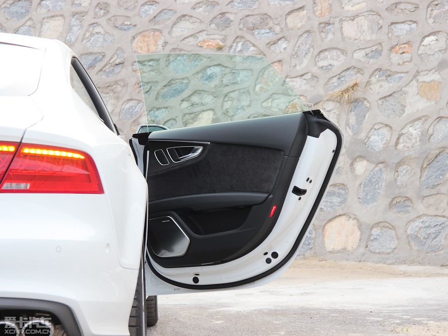 2013WS7 4.0T TFSI quattro