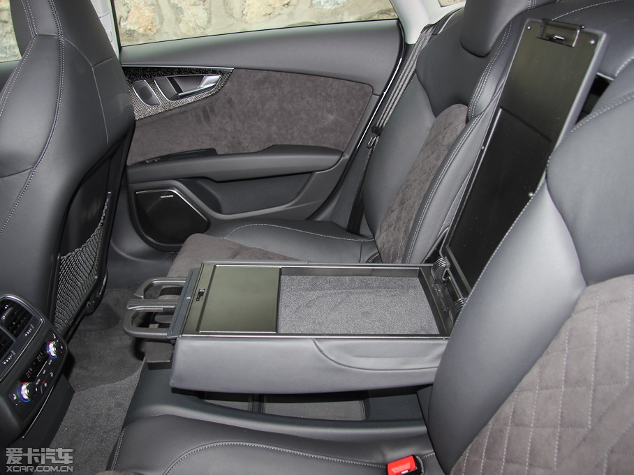 2013WS7 4.0T TFSI quattro