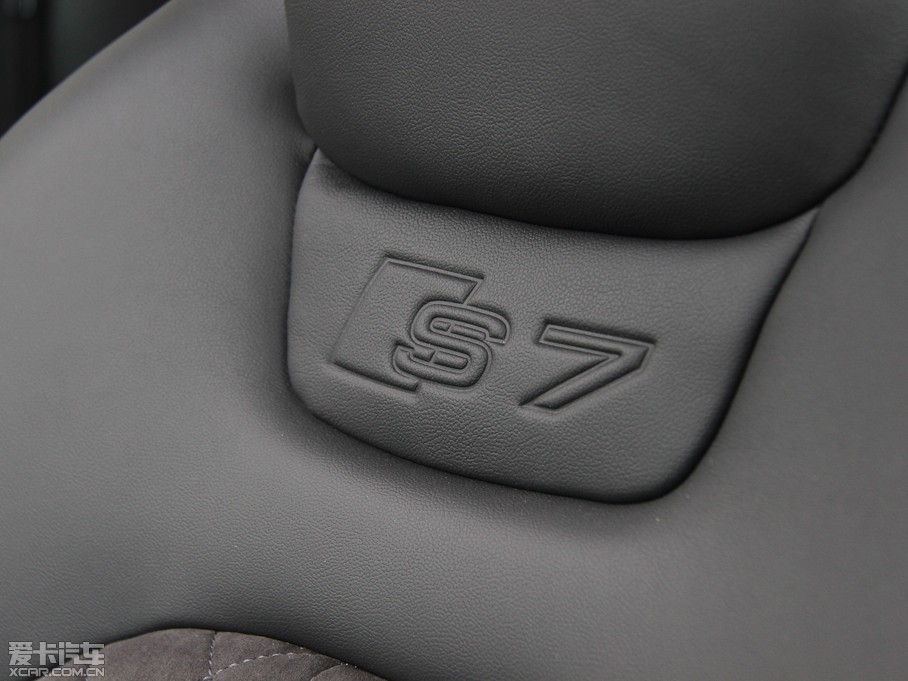 2013WS7 4.0T TFSI quattro