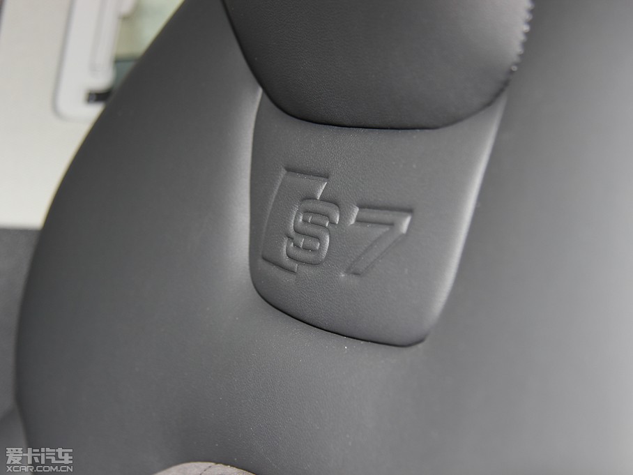 2013WS7 4.0T TFSI quattro