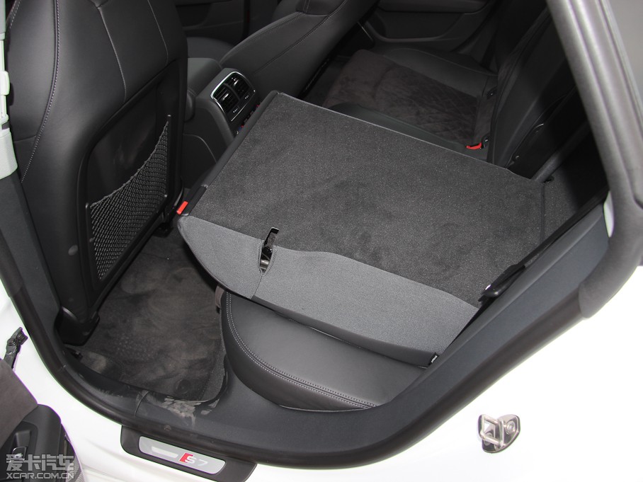 2013WS7 4.0T TFSI quattro