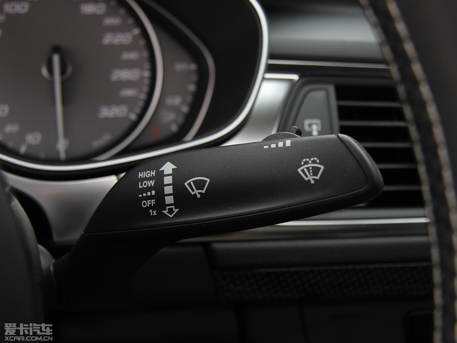 2013?yun)WS7 4.0T TFSI quattro