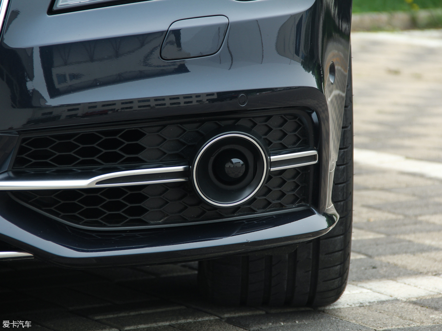 2013WS7 4.0T TFSI quattro