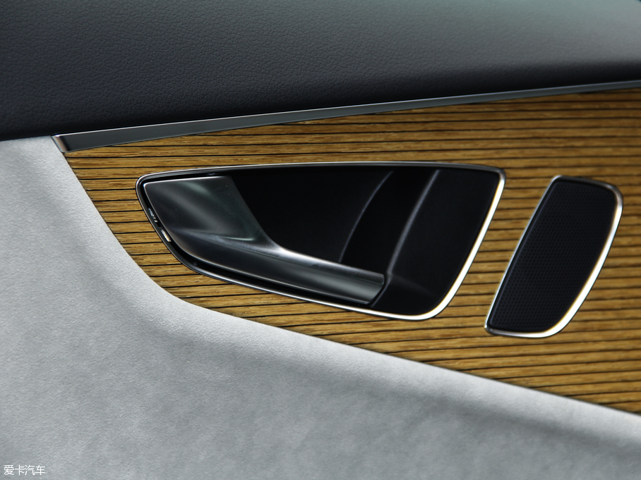 2013WS7 4.0T TFSI quattro