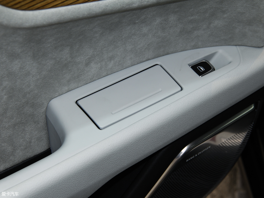 2013WS7 4.0T TFSI quattro