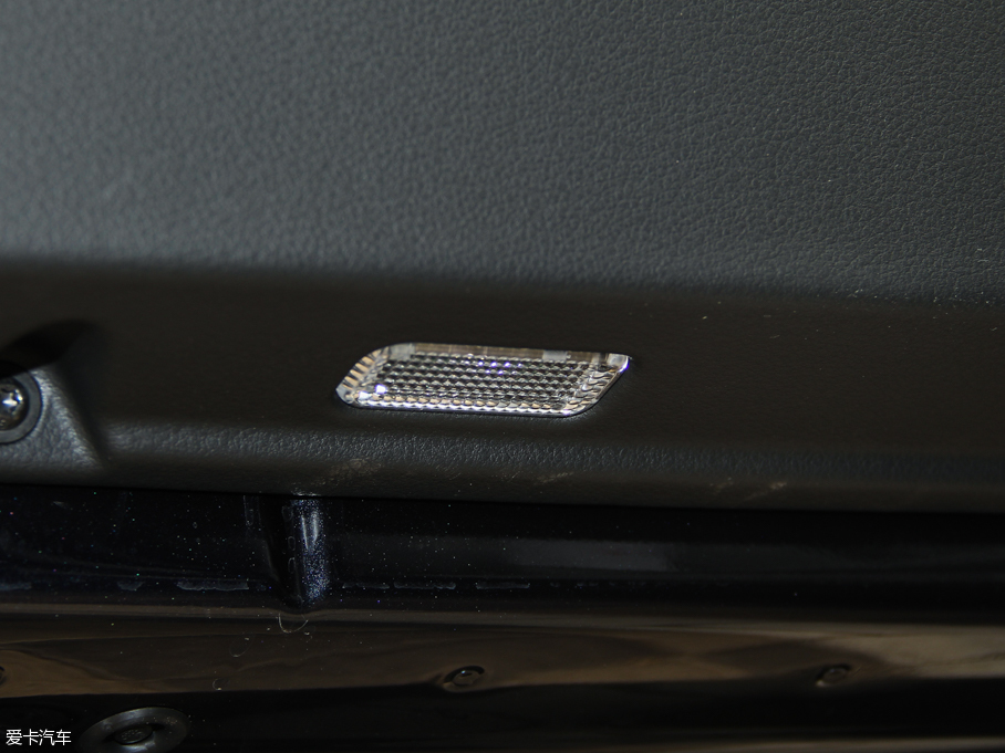 2013?yun)WS7 4.0T TFSI quattro