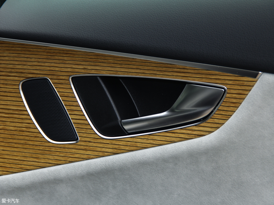 2013WS7 4.0T TFSI quattro