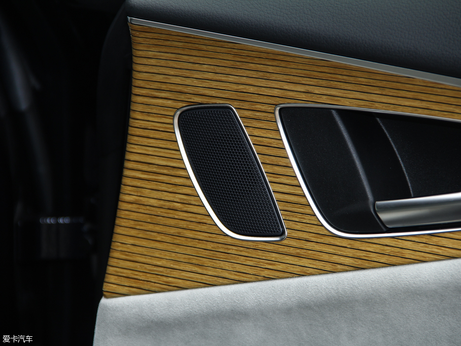 2013WS7 4.0T TFSI quattro