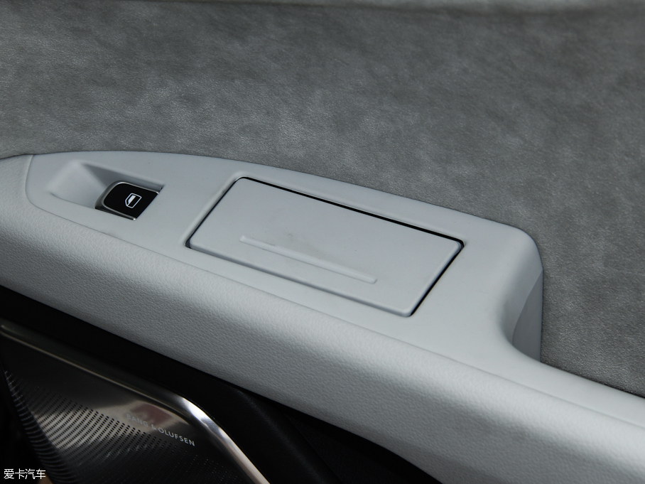 2013WS7 4.0T TFSI quattro