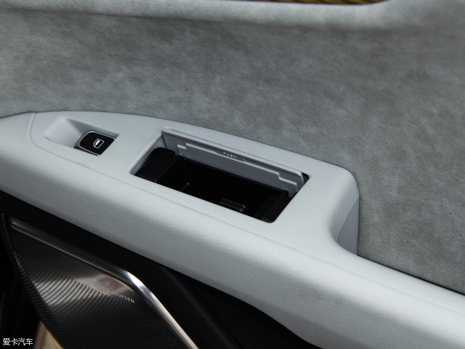 2013WS7 4.0T TFSI quattro