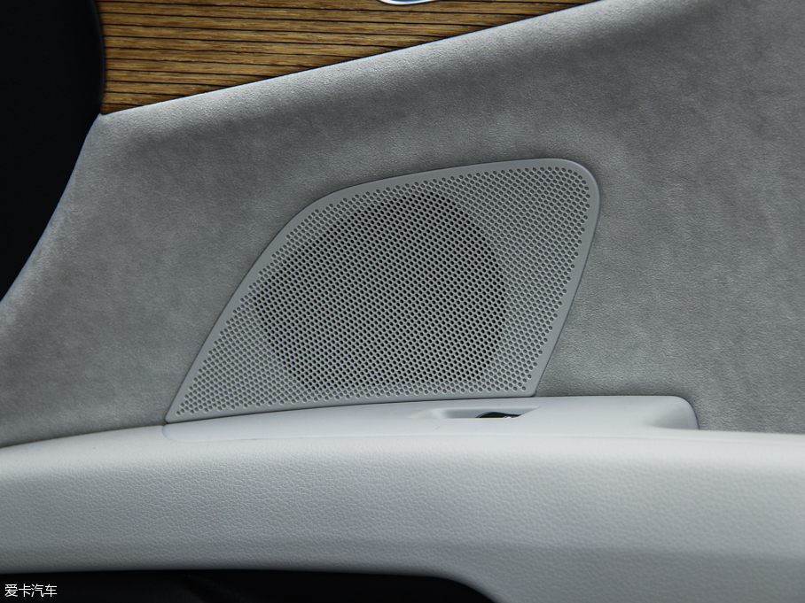 2013WS7 4.0T TFSI quattro