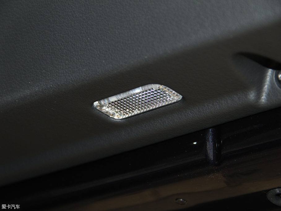 2013WS7 4.0T TFSI quattro