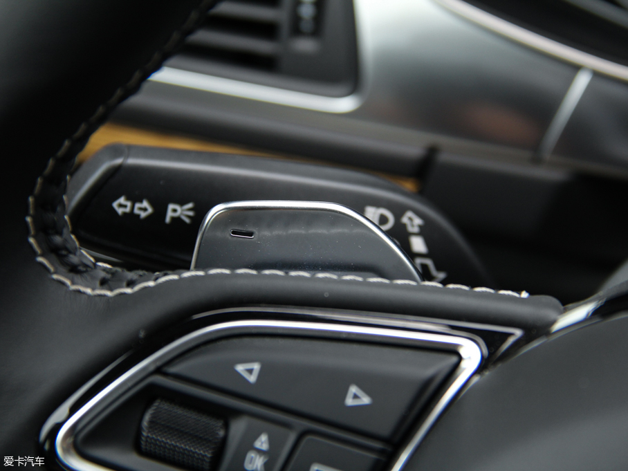 2013WS7 4.0T TFSI quattro