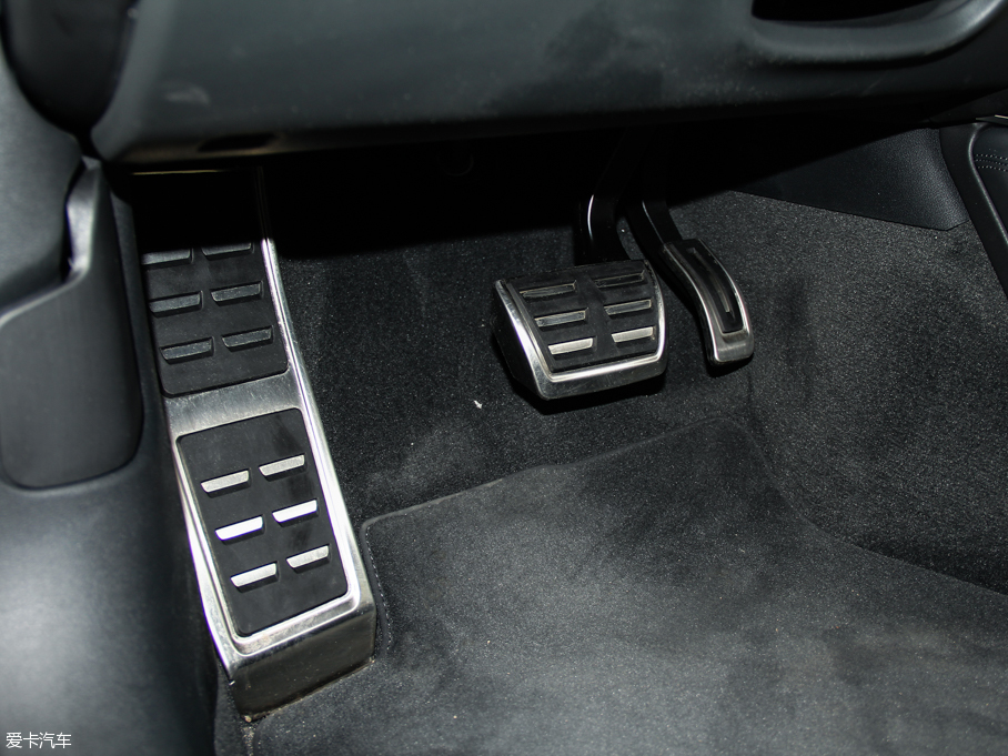 2013WS7 4.0T TFSI quattro