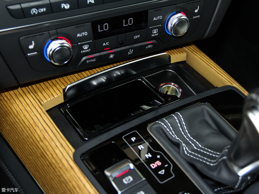 2013WS7 4.0T TFSI quattro