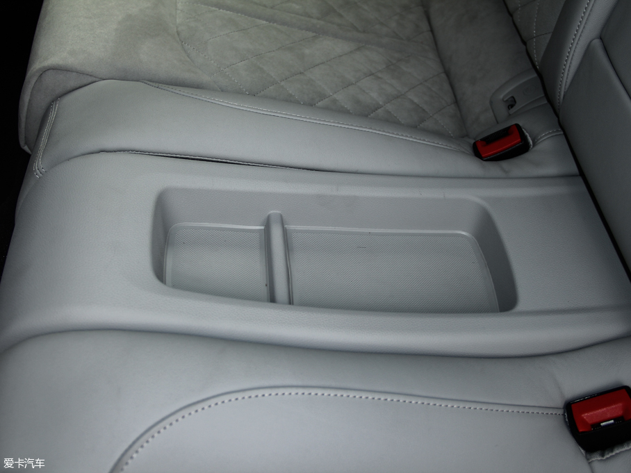 2013?yun)WS7 4.0T TFSI quattro