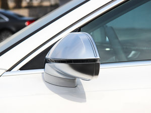 20134.0T TFSI quattro (x)(ji)^