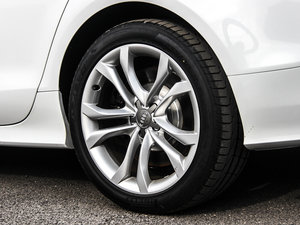 20134.0T TFSI quattro (x)(ji)^