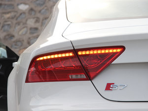 20134.0T TFSI quattro ^