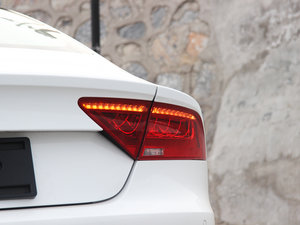 20134.0T TFSI quattro ^