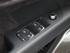 20134.0T TFSI quattro {܇ƅ^(q)	